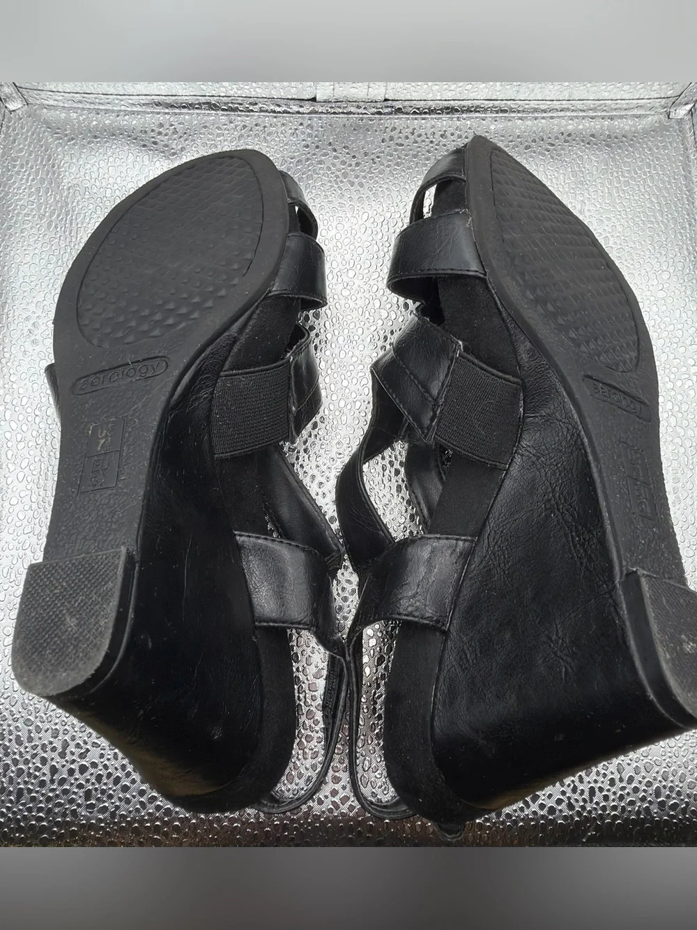 Aerology elegant black